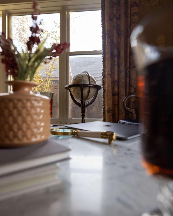 Heated Poolhistoric Tudor Homecrestmere Estate Holiday home